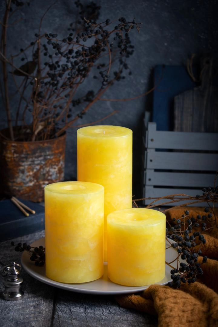 خرید شمع استوانه ای مرمریت زرد از برند شمع ایمپریال